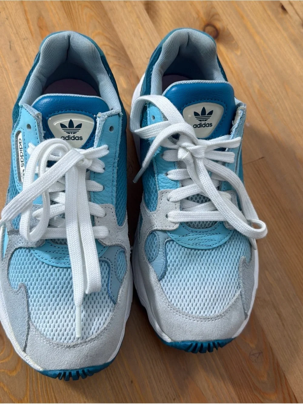 Women's Adidas Falcon EF1963 Retro Sneaker Blue Teal Aqua  Running Shoes 7 Ombre